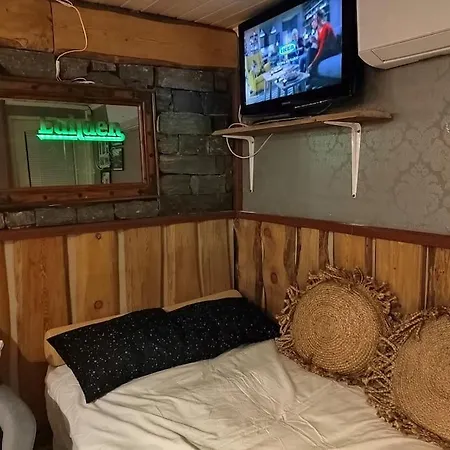 Poeljaenmylly Kosken Rannalla * Siilinjärvi