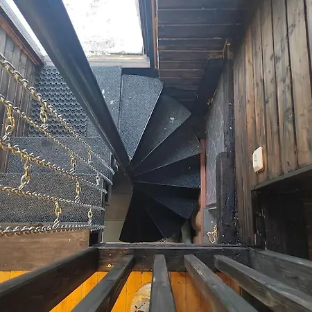 Вилла Poeljaenmylly Kosken Rannalla