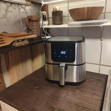 Poeljaenmylly Kosken Rannalla Villa *