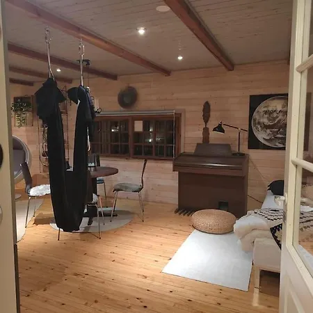 Poeljaenmylly Kosken Rannalla