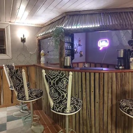 Вилла Poeljaenmylly Kosken Rannalla