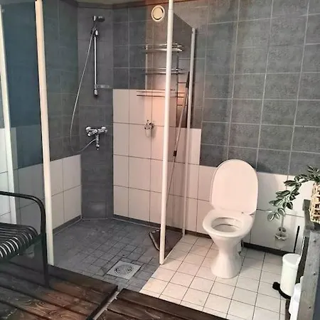 Вилла Poeljaenmylly Kosken Rannalla Сийлинъярви